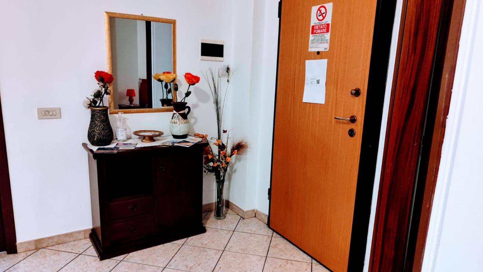 SolarinoLa Casa Del Vialeアパートメント エクステリア 写真